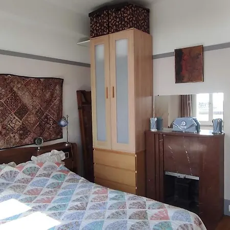 Logement Entier, Vue, Centre, Catacombes